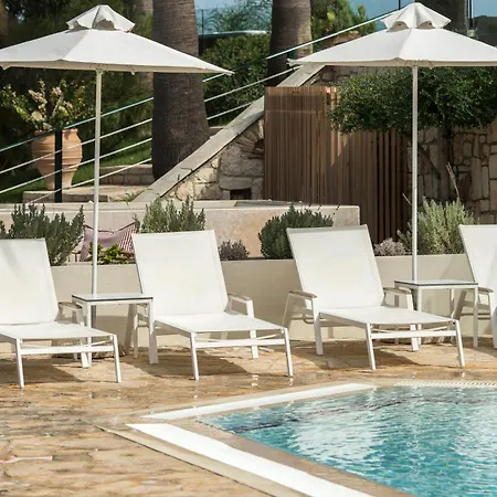 Lejlighedshotel Erietta 4*