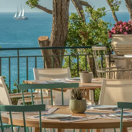 Erietta Lejlighedshotel 4*