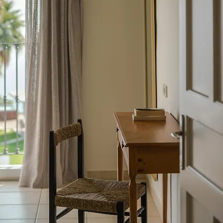 Apartmanhotel Erietta Ciliví