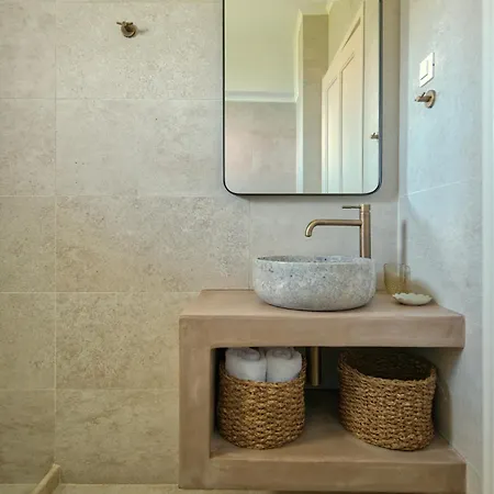Lejlighedshotel Erietta 4*