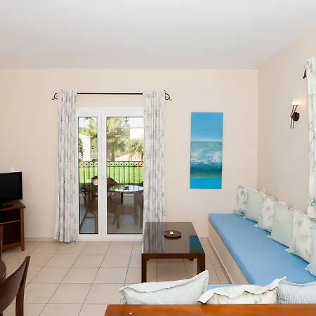 Erietta Apartmanhotel 4*