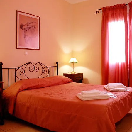 Lejlighedshotel Erietta 4*