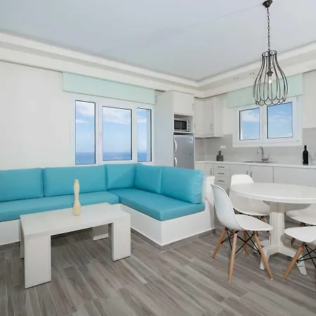 Apart-hotel Erietta 4*