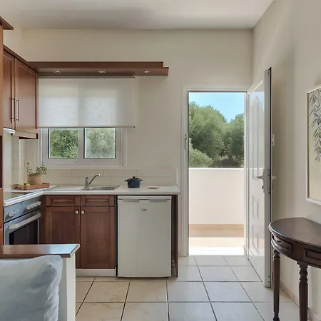 Erietta Apart-hotel 4*