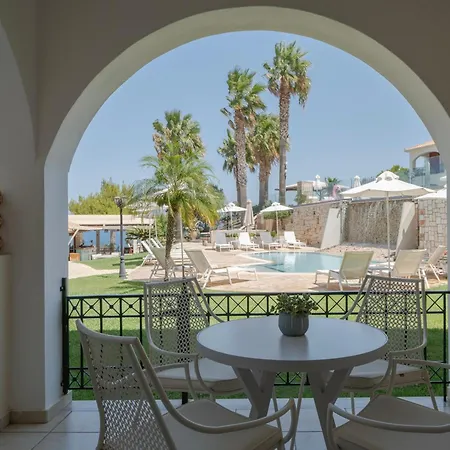 Apartmanhotel Erietta 4*